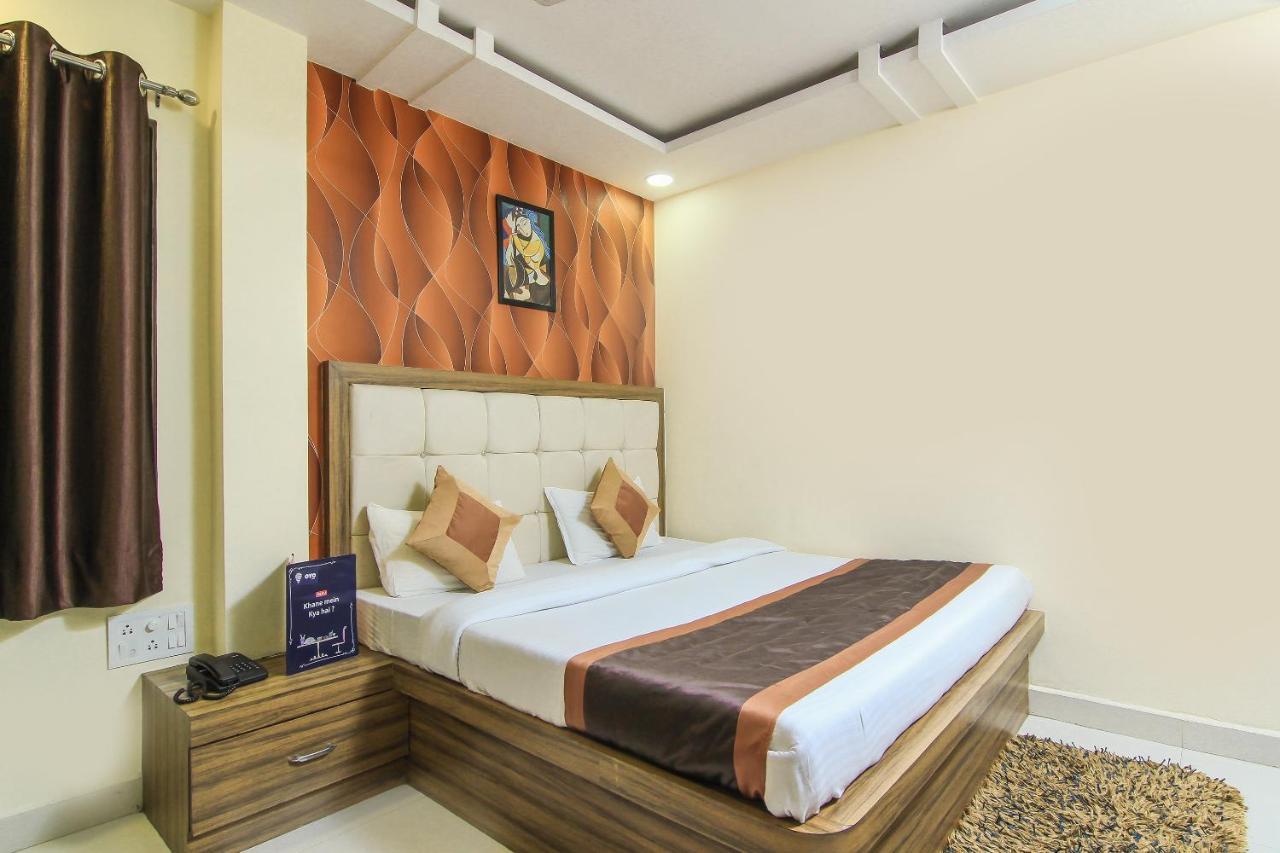 Oyo 8883 Hotel Comfort Zone Lucknow Eksteriør billede